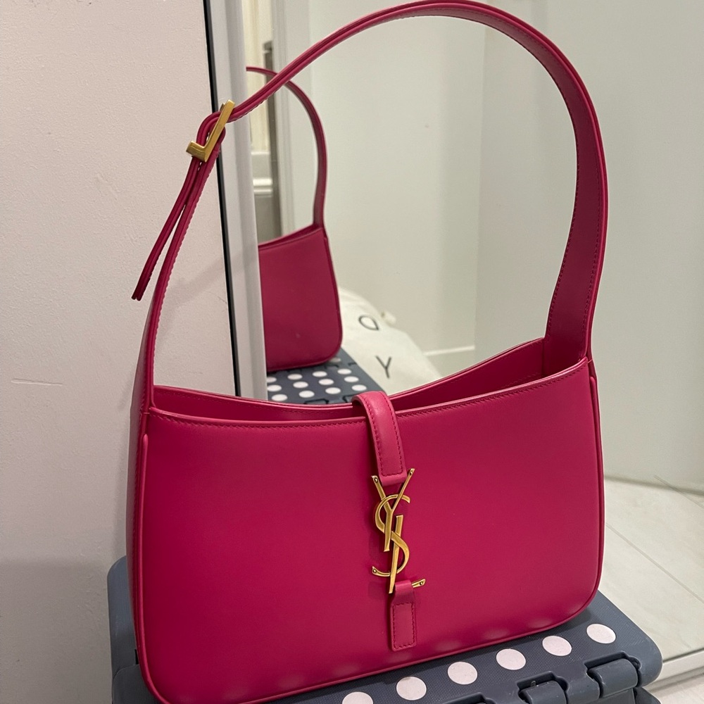 Yves Saint Laurent Le 5 a 7 Hobo Pink Shoulder Bag